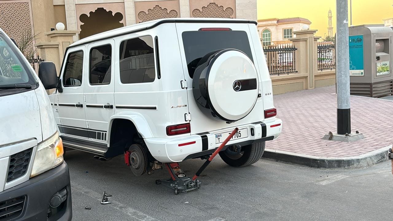 Tyre Land Dubai technician performing mobile tyre repair